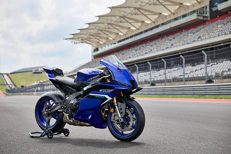 Мотоцикл Yamaha R9